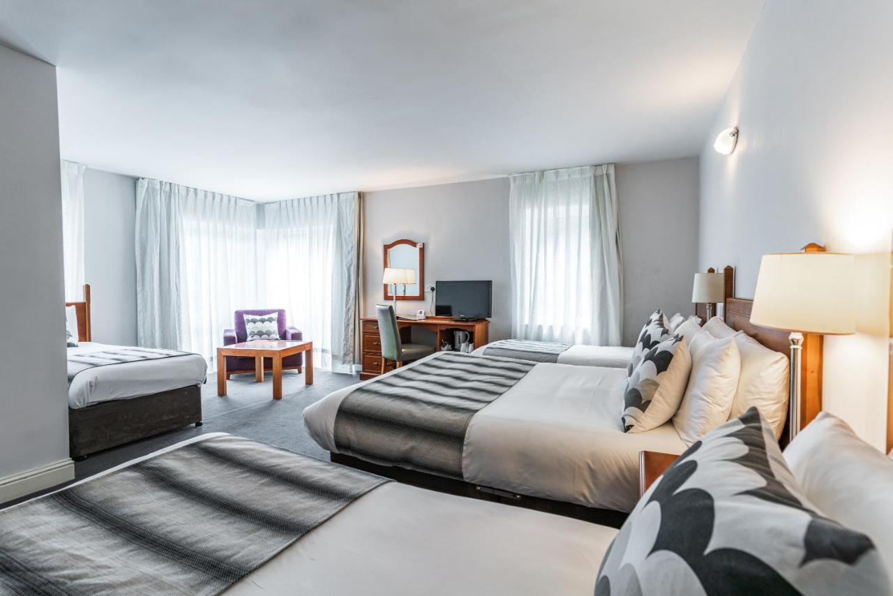 Wilton Hotel Брей Экстерьер фото