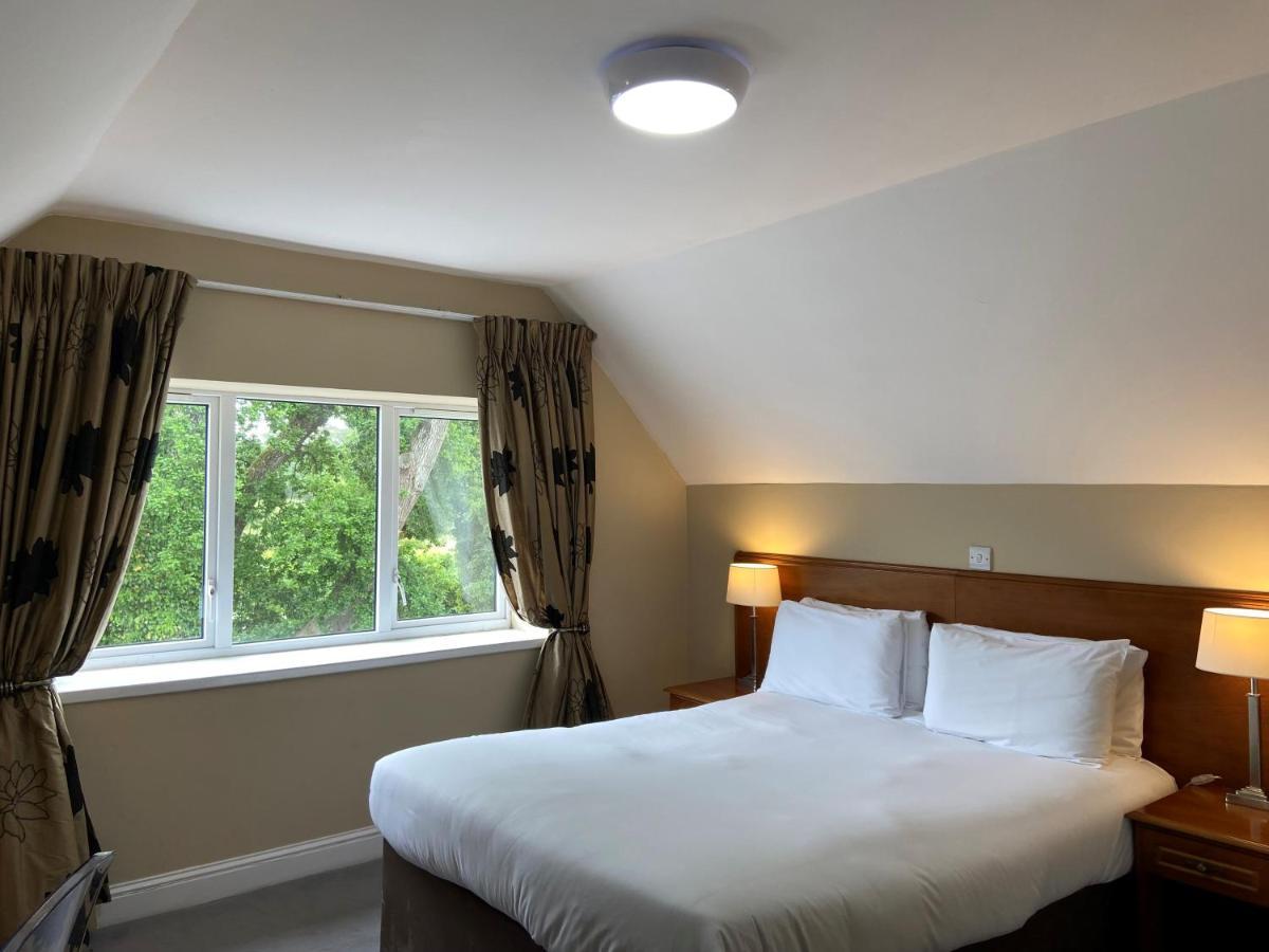 Wilton Hotel Брей Экстерьер фото
