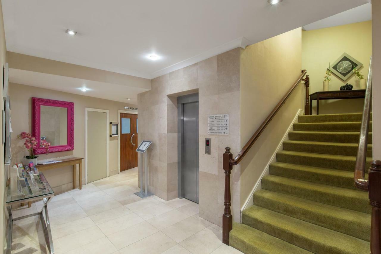 Wilton Hotel Брей Экстерьер фото